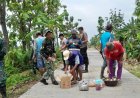 Sarapan Penuh Canda di Sawah, TMMD Sragen Pererat TNI-Warga